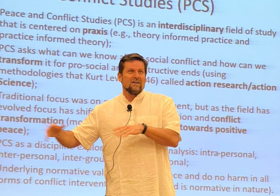 Fulbright Scholar Rinker Delivers PCS Presentation in India